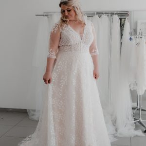 Curvy Brautkleid