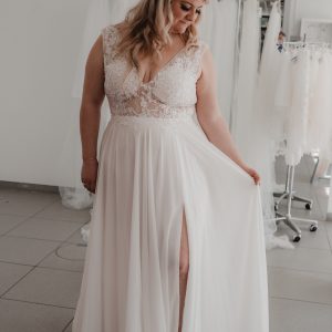 Curvy Brautkleid