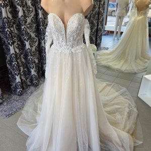 Brautkleid mit Ärmel