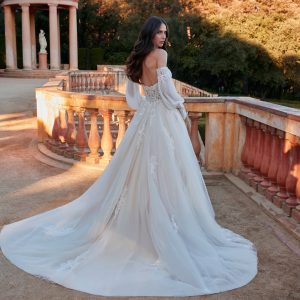 Brautkleid mit Ärmel